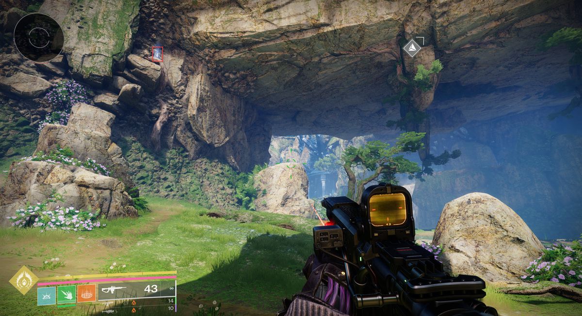 An image showing a Feather of Light in Destiny 2