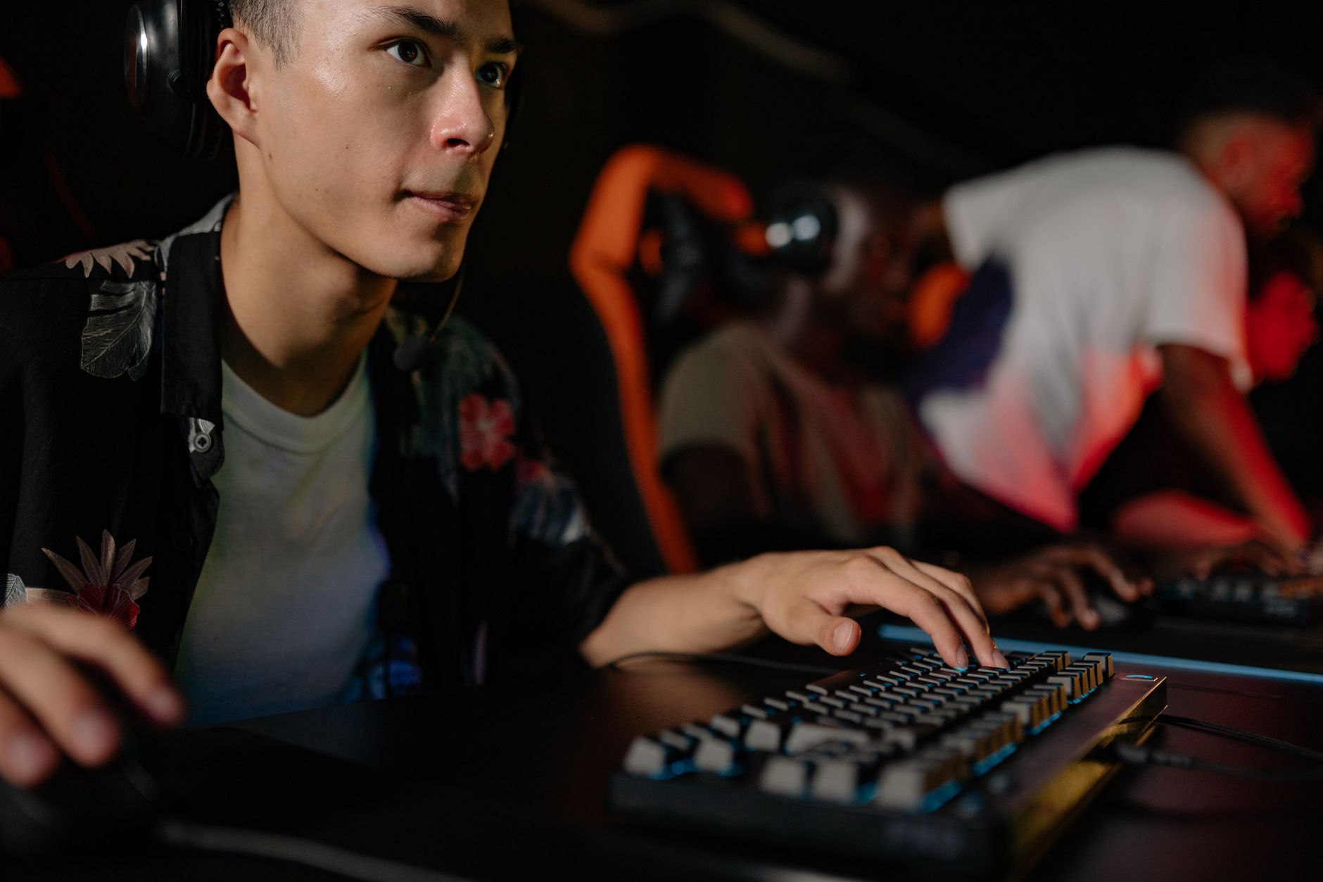 A gaming setup with screen and controller, representing post-game replay and challenge modes